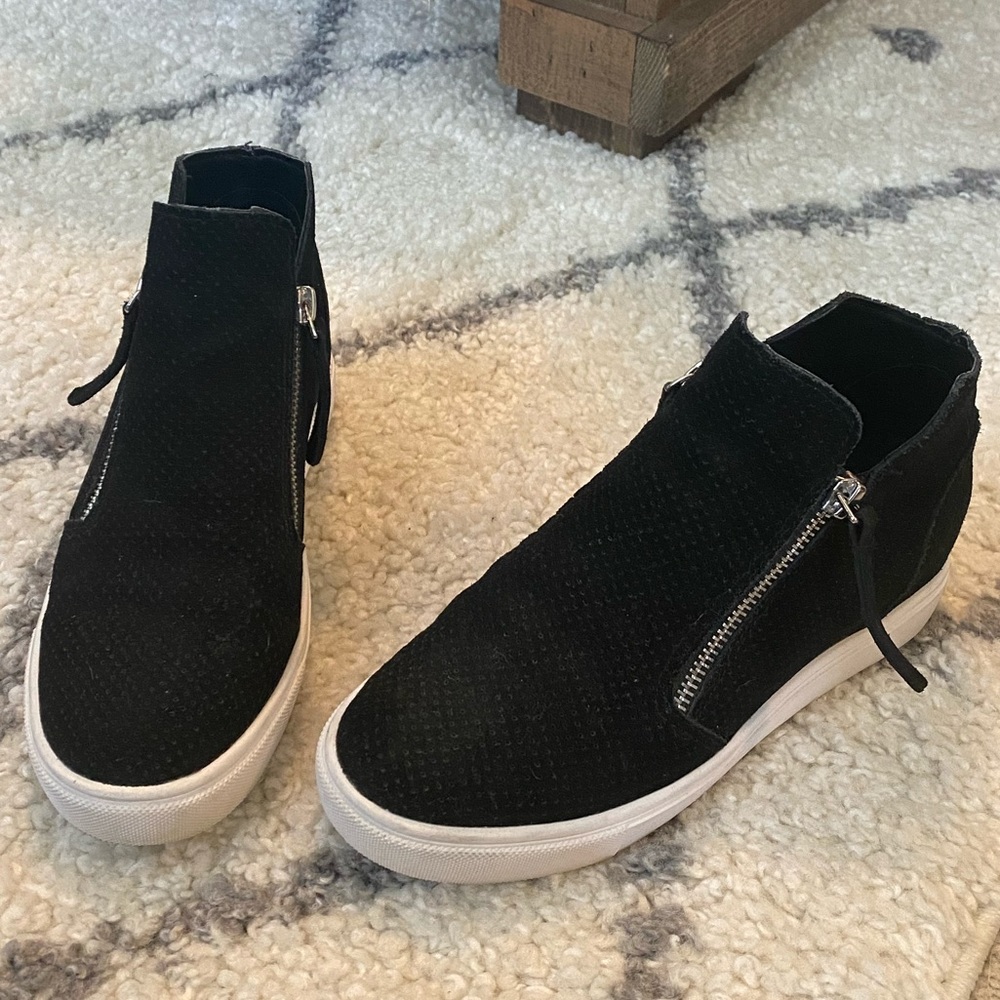 Steven Madden high tops